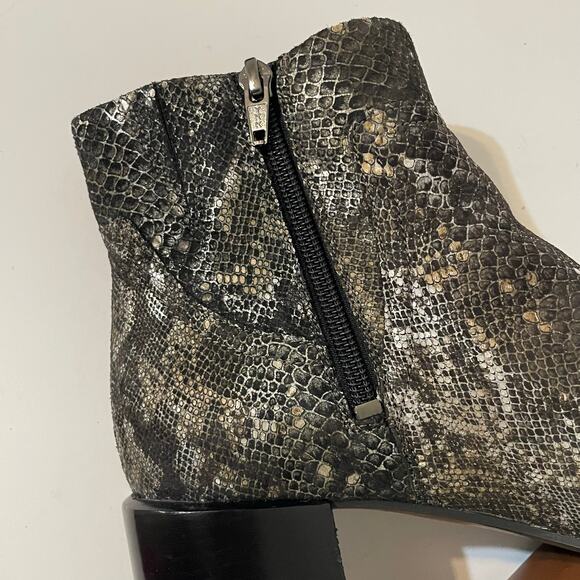 Vionic Metallic Snakeskin Suede Kamryn Ankle Boots  Gray Women's Size 7 - Picture 9 of 16